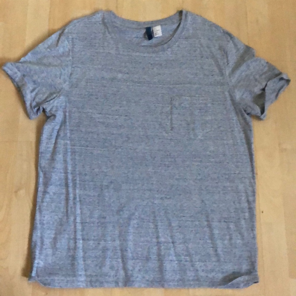 ✅H&M’s T-shirt✅